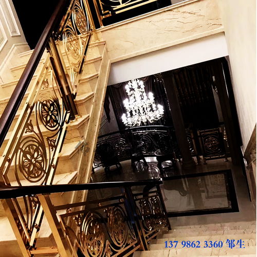 新曼廠家推出創新鋁藝鏡面雕花樓梯扶手，結合先進軟件開發提升用戶體驗